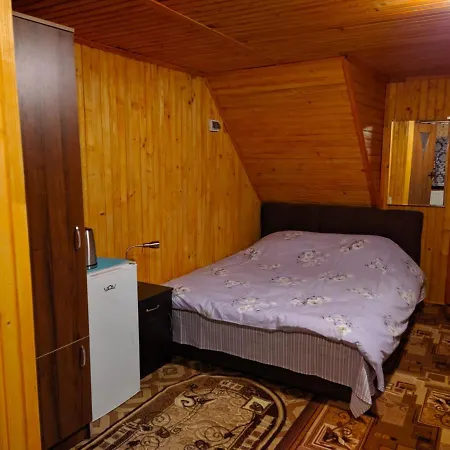 у оксани منزل ريفي